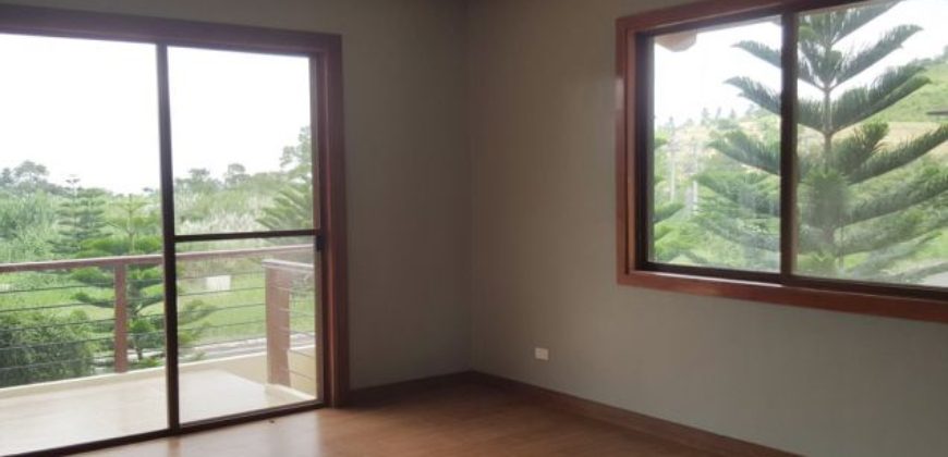 Beautiful 4BR House – Hillside, Tagaytay Highlands Beautiful 4BR House – Hillside, Tagaytay Highlands