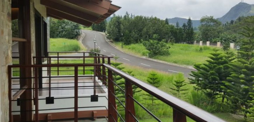 Beautiful 4BR House – Hillside, Tagaytay Highlands Beautiful 4BR House – Hillside, Tagaytay Highlands