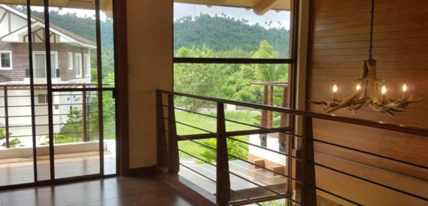 Beautiful 4BR House – Hillside, Tagaytay Highlands Beautiful 4BR House – Hillside, Tagaytay Highlands