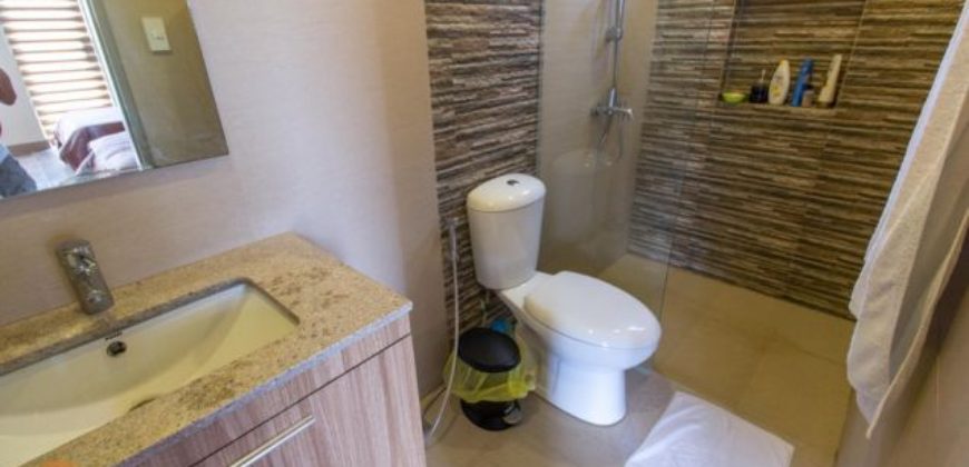 4Br House for Sale (The Hillside At Tagaytay Highlands) 4Br House for Sale (The Hillside At Tagaytay Highlands)