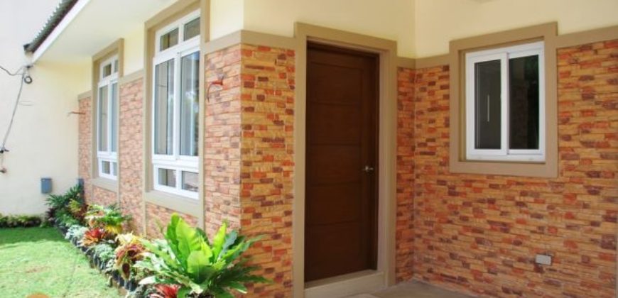 House and Lot with Perfect view of the Golf Course