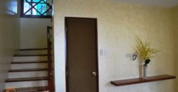 House and Lot with Perfect view of the Golf Course House and Lot with Perfect view of the Golf Course