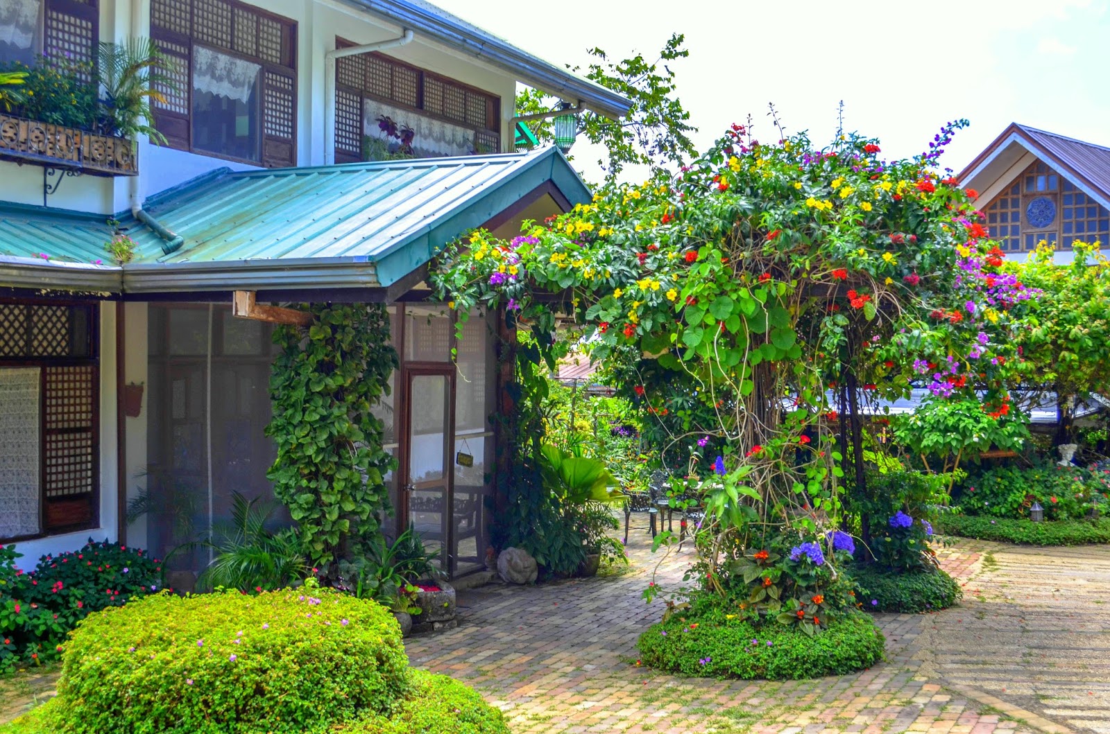 rustic breakfast spots in tagaytay sonya's secret garden