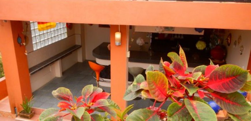 TAGAYTAY HOUSE FOR SALE with Huge Garage