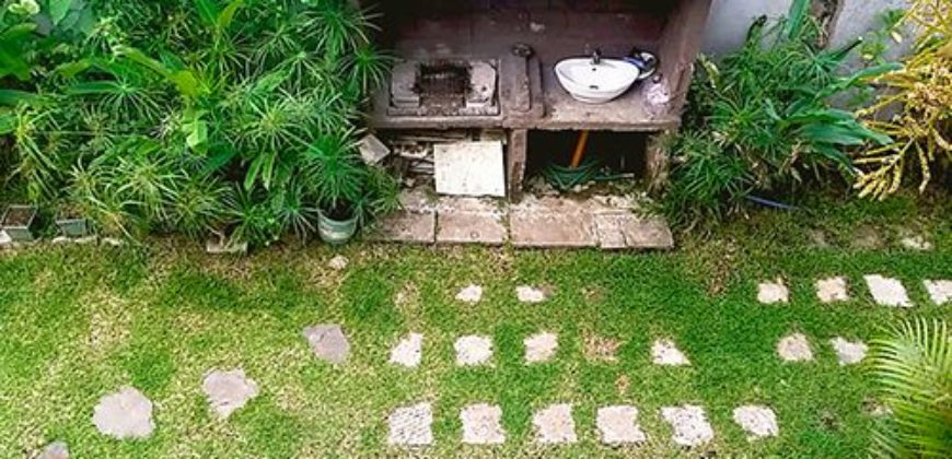 For Rent 4 Bedroom Rustic Villa With Pool in Tagaytay